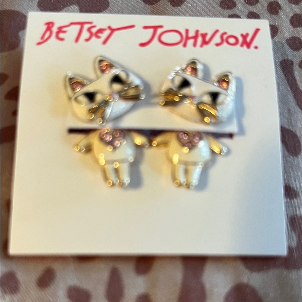 Betsey Johnson White and Pink Cat Earrings